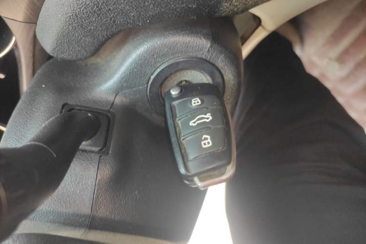 Used JAC Group Heyue 2014 1.5L Manual Comfort Model China IV Standard Vehicle Key