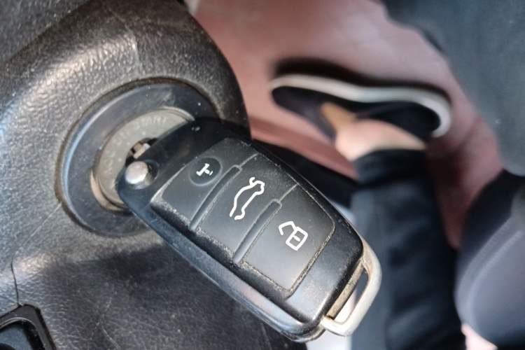 Used JAC Group Heyue 2014 1.5L Manual Comfort Model China IV Standard Vehicle Key