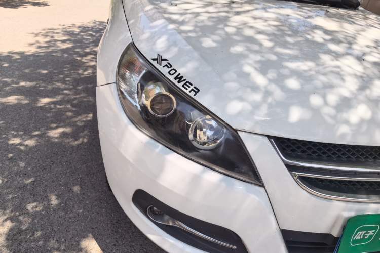 Used JAC Group Heyue 2016 1.5L Manual Comfort Version China V Standard Right Front Headlight