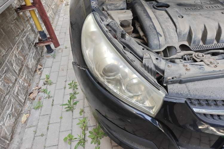 Used JAC Group Heyue A13RS  Right Front Headlight