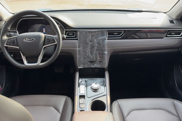 Used JAC Group iC5 2020 Luxury Sport Edition Interior 3