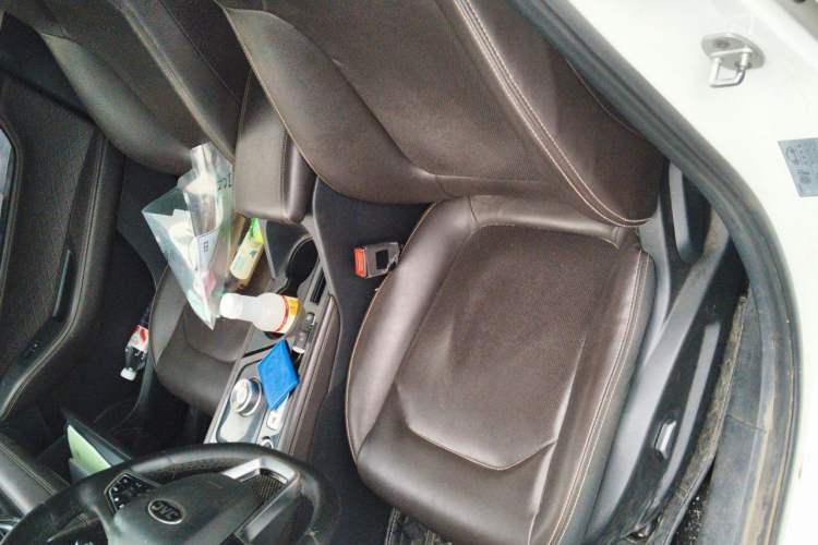 Used JAC Group iC5 2020 Luxury Travel Edition Left Front Seat