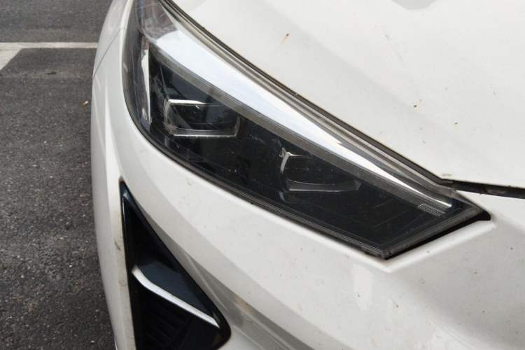 Used JAC Group iC5 2020 Luxury Travel Edition Right Front Headlight