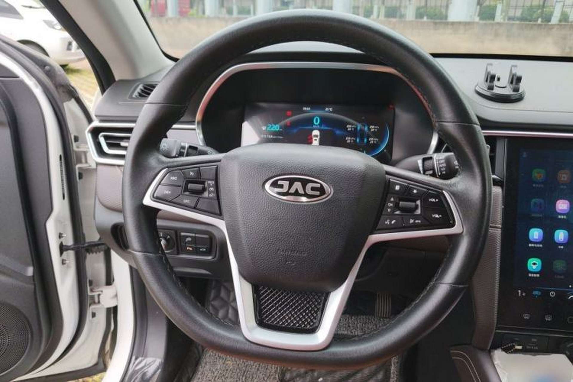 Used JAC Group iC5 2020 Luxury Prestige Edition Steering Wheel