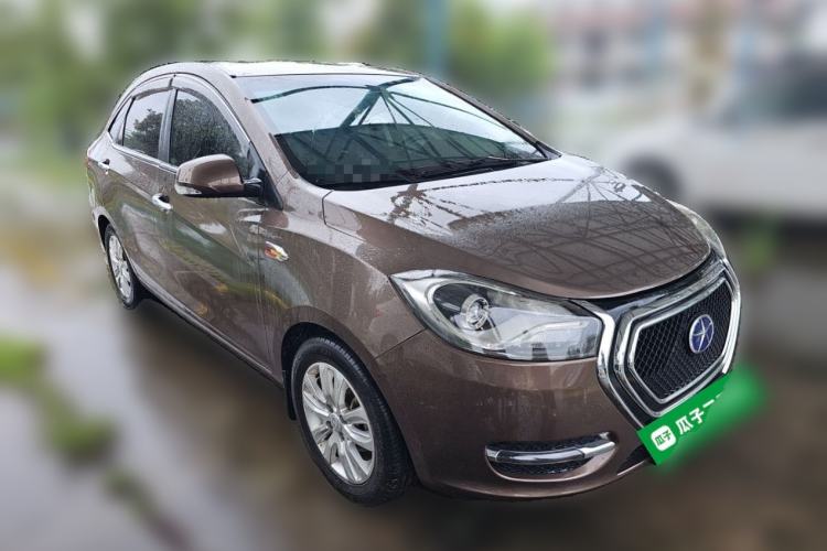 Used JAC Group iEV 2015 iEV5 Front Right 45 Deg