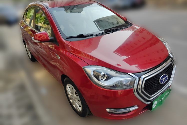 Used JAC Group iEV 2015 iEV5 Front Right 45 Deg