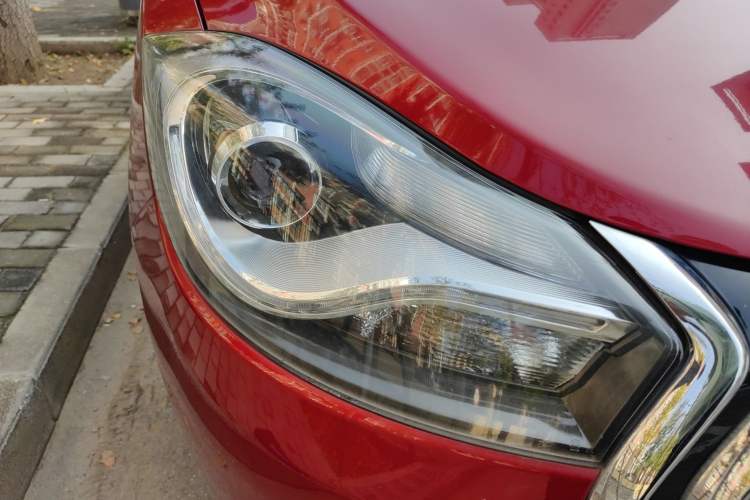 Used JAC Group iEV 2015 iEV5 Right Front Headlight