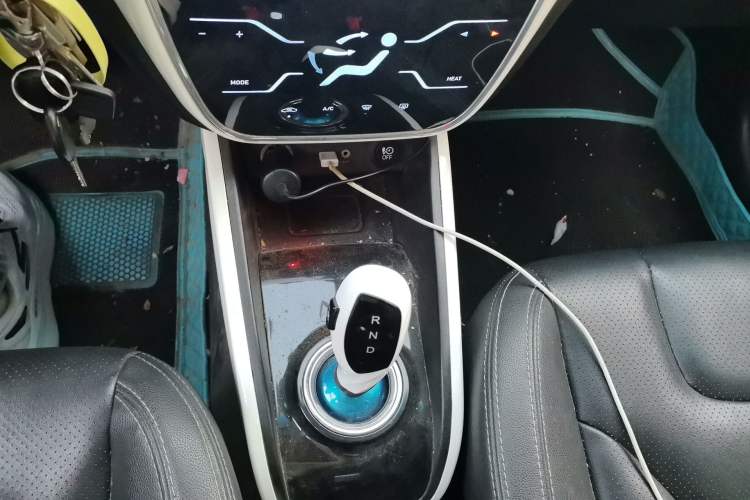 Used JAC Group iEV 2015 iEV5 Gear Lever