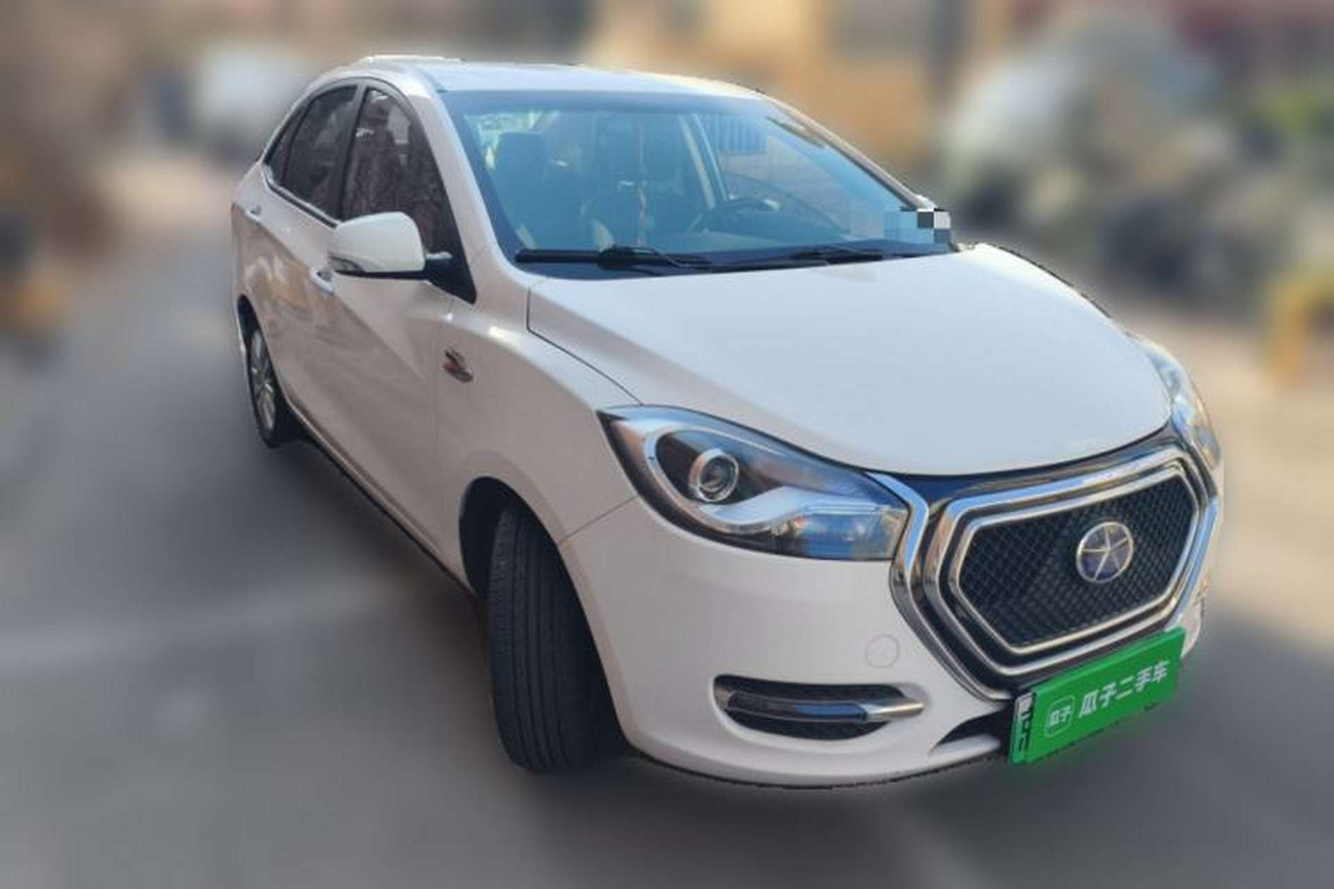 Used JAC Group iEV 2015 iEV5 Front Right 45 Deg