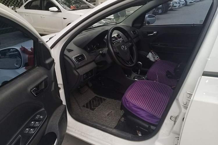 Used JAC Group iEV 2017 iEV4 Luxury Smart Model Driver Seat