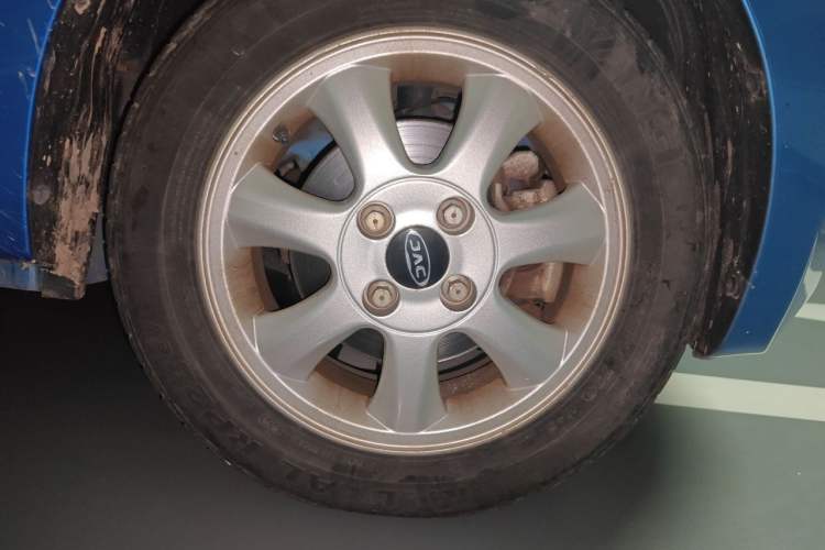 Used JAC Group iEV6E 2017 iEV6E Time Edition Right Front Wheel Hub