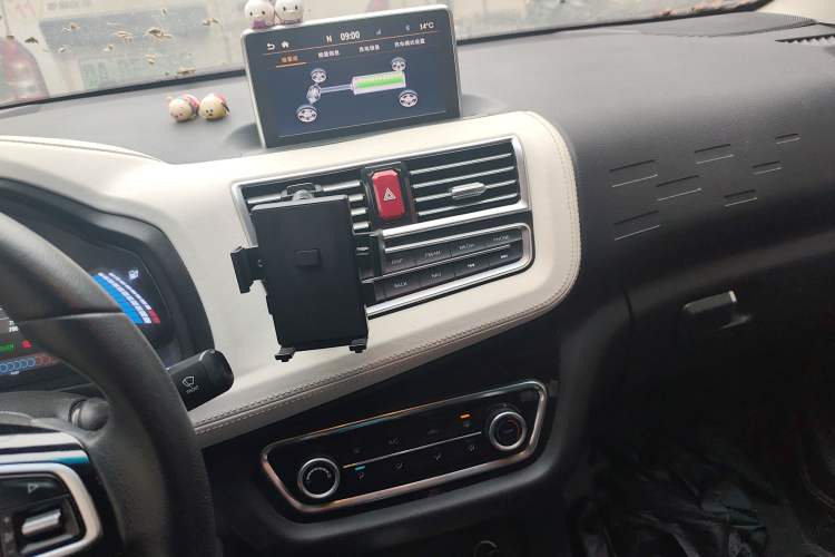 Used JAC Group iEV6E 2017 iEV6E Audio And AC Panel
