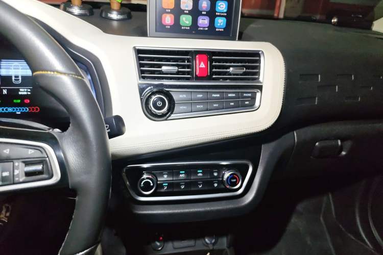 Used JAC Group iEV6E 2017 iEV6E Audio And AC Panel