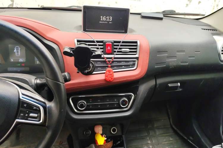 Used JAC Group iEV6E 2017 iEV6E Audio And AC Panel