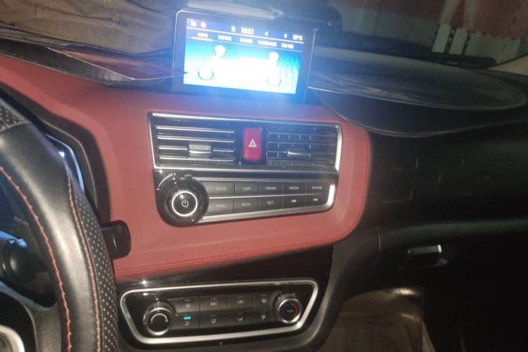 Used JAC Group iEV6E 2017 iEV6E Time Edition Audio And AC Panel