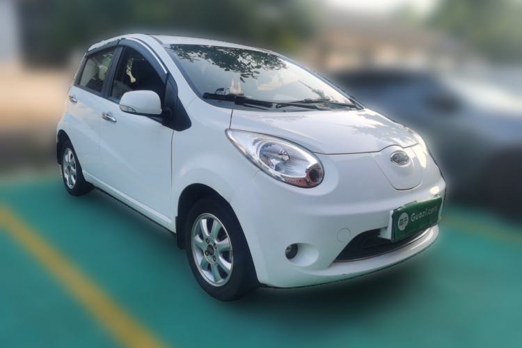 Used JAC Group iEV6E 2017 iEV6E Front Right 45 Deg