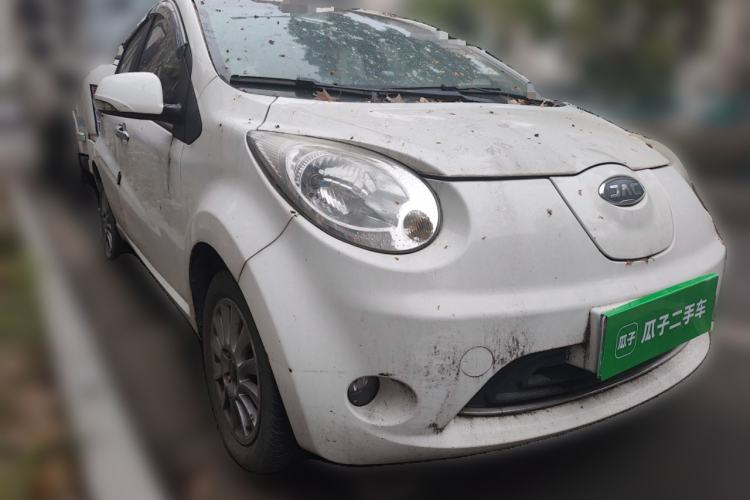 Used JAC Group iEV6E 2017 iEV6E Front Right 45 Deg