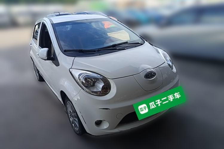 Used JAC Group iEV6E 2017 iEV6E Front Right 45 Deg