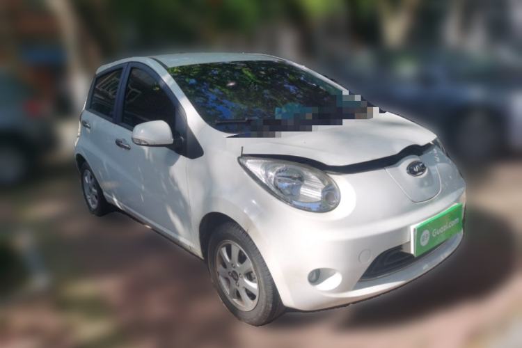 Used JAC Group iEV6E 2017 iEV6E Front Right 45 Deg