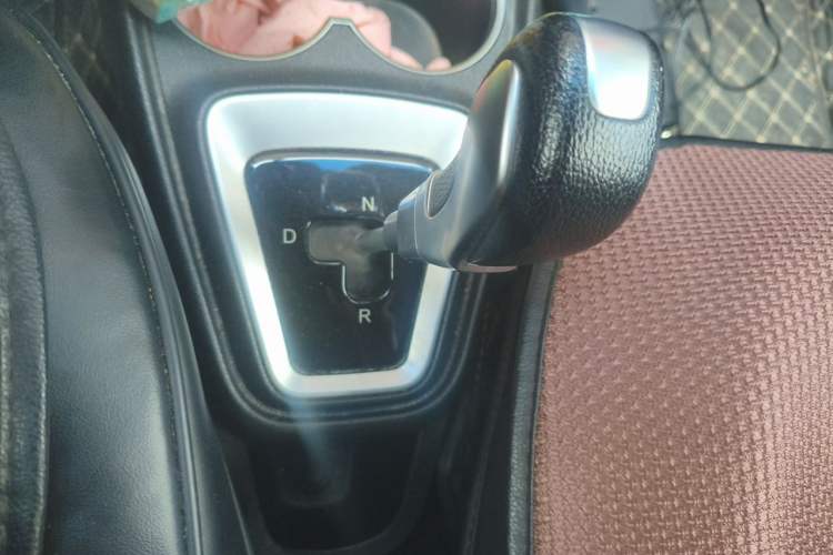 Used JAC Group iEV6E 2017 iEV6E Time Edition Gear Lever