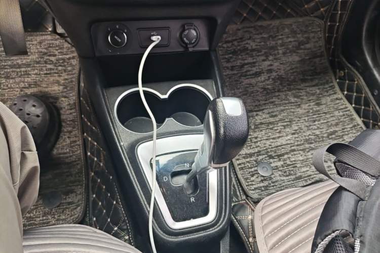 Used JAC Group iEV6E 2017 iEV6E Gear Lever