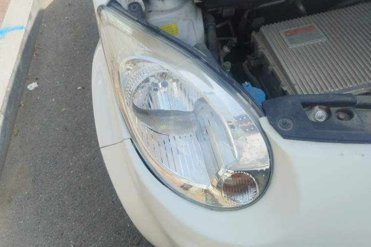 Used JAC Group iEV6E 2017 iEV6E Right Front Headlight