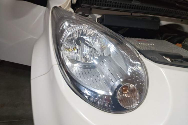 Used JAC Group iEV6E 2017 iEV6E Right Front Headlight
