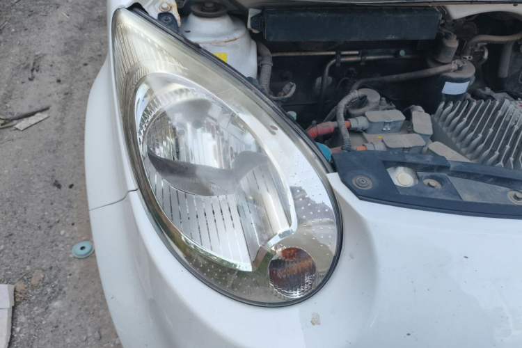 Used JAC Group iEV6E 2017 iEV6E Time Edition Right Front Headlight
