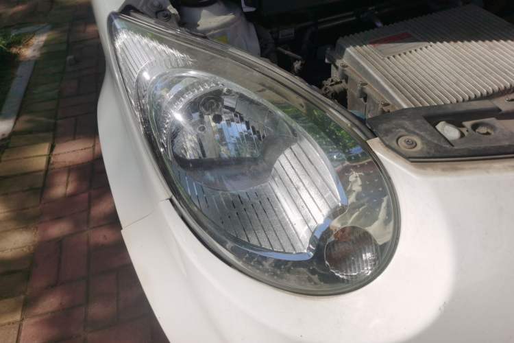 Used JAC Group iEV6E 2017 iEV6E Right Front Headlight