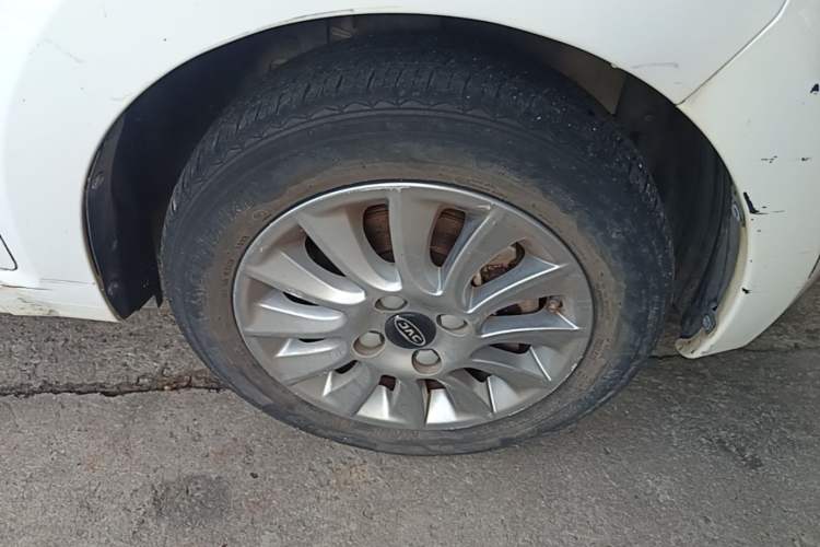 Used JAC Group iEV6E 2017 iEV6E Right Front Wheel Hub