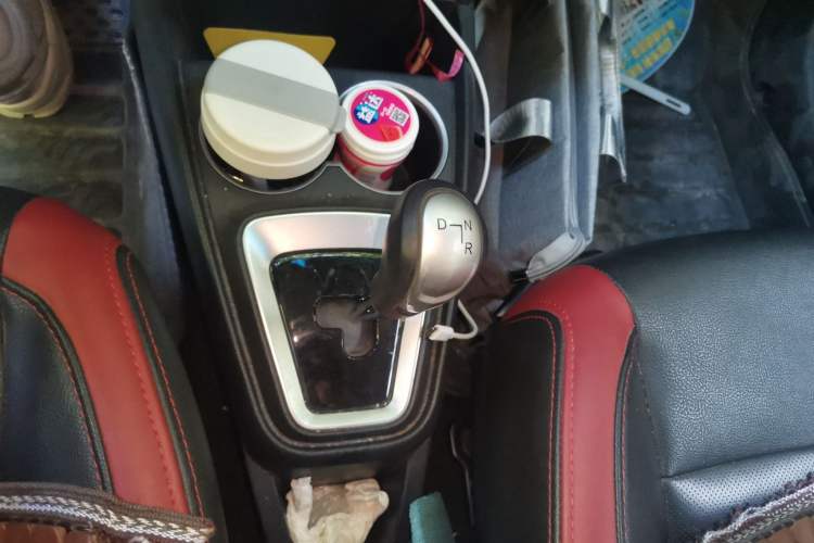 Used JAC Group iEV6E 2018 Upgraded Edition iEV6E Luxury Smart Model Gear Lever
