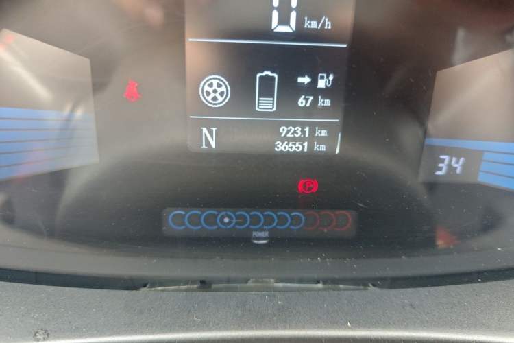 Used JAC Group iEV6E 2018 Upgraded Edition iEV6E Luxury Smart Model Odometer Close Up