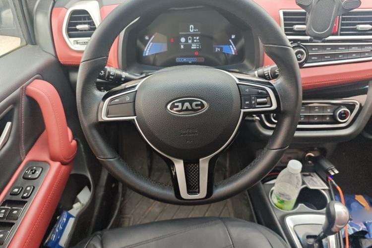 Used JAC Group iEV6E 2018 Upgraded Edition iEV6E Luxury Smart Model Steering Wheel