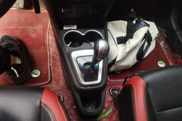 Used JAC Group iEV6E 2018 Sport Edition iEV6E Luxury Smart Enjoyment Version Gear Lever