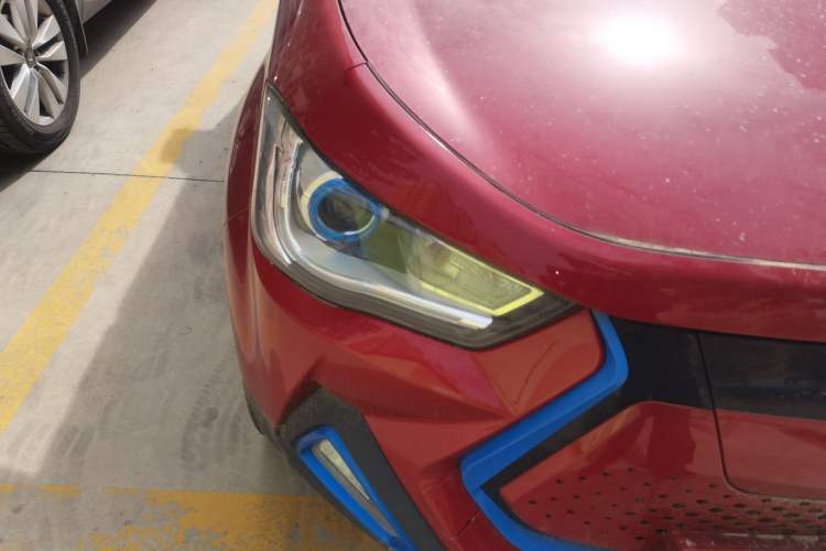 Used JAC Group iEV6E 2018 Sport Edition iEV6E Luxury Smart Enjoyment Version Right Front Headlight