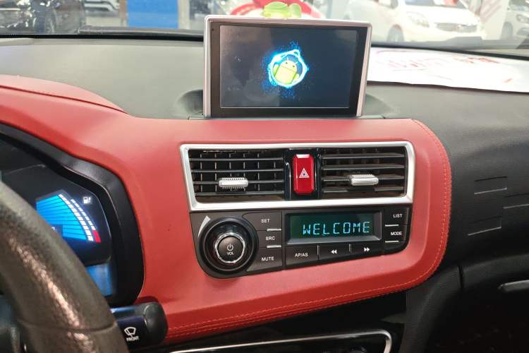 Used JAC Group iEV6E 2018 Upgraded iEV6E Luxury Model Audio And AC Panel