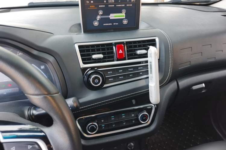 Used JAC Group iEV6E 2018 Sport Edition iEV6E Luxury Smart Enjoyment Version Audio And AC Panel
