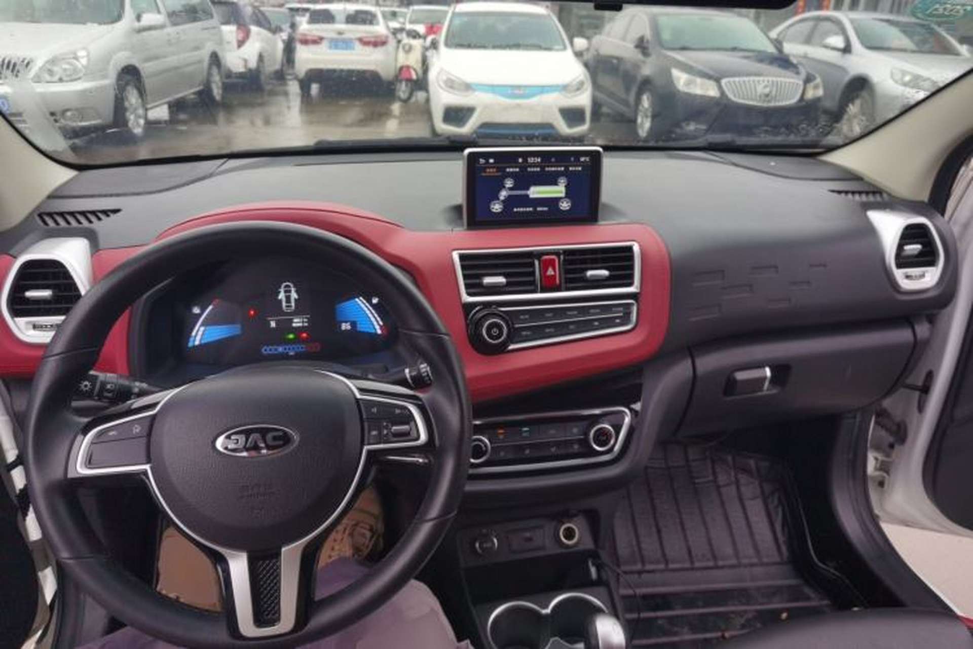 Used JAC Group iEV6E 2018 Sport Version iEV6E Smart Edition Center Console