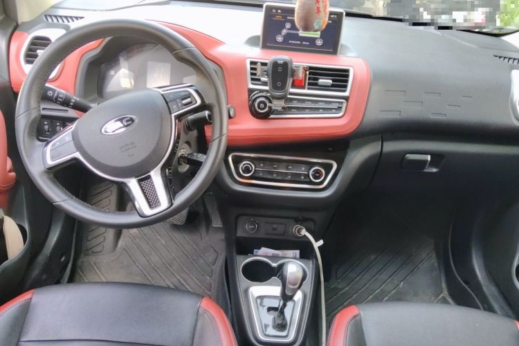 Used JAC Group iEV6E 2018 Sport Edition iEV6E Luxury Smart Enjoyment Version Center Console