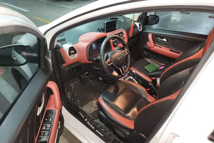Used JAC Group iEV6E 2018 Upgraded Edition iEV6E Luxury Smart Model Driver Seat