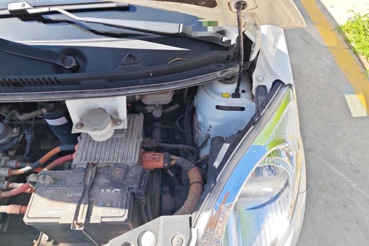 Used JAC Group iEV6E 2018 Upgraded Edition iEV6E Luxury Smart Model Engine Bay Left
