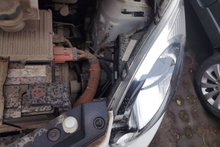 Used JAC Group iEV6E 2018 Upgraded iEV6E Luxury Model Engine Bay Left