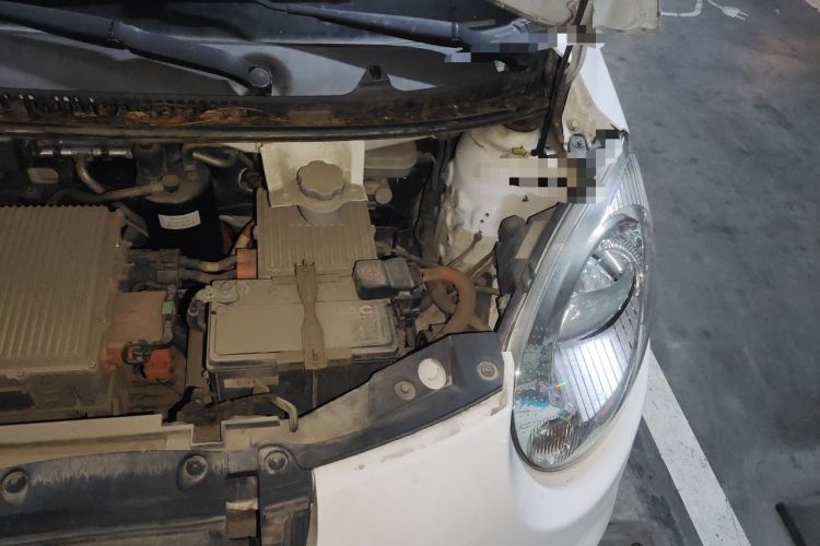 Used JAC Group iEV6E 2018 Upgraded Edition iEV6E Luxury Smart Model Engine Bay Left