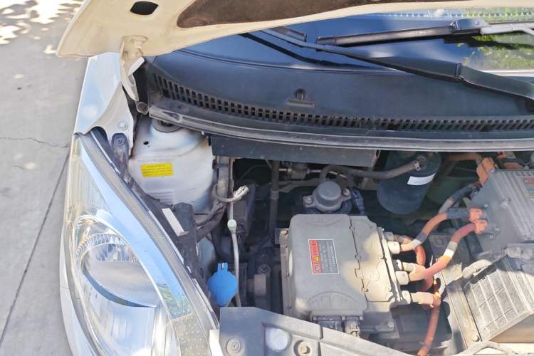 Used JAC Group iEV6E 2018 Upgraded Edition iEV6E Luxury Smart Model Engine Bay Right