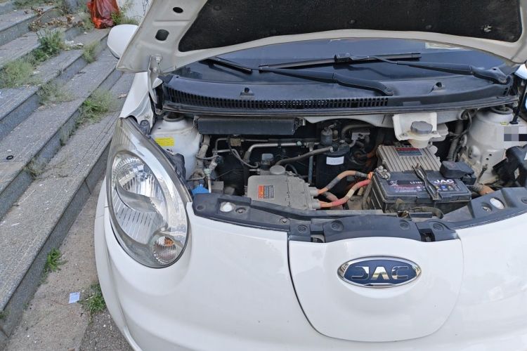 Used JAC Group iEV6E 2018 Upgraded Edition iEV6E Luxury Smart Model Engine Bay Right