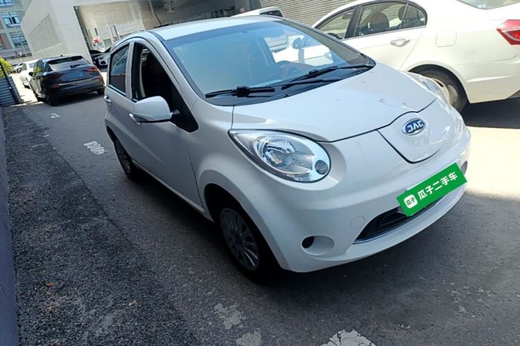 Used JAC Group iEV6E 2018 Upgraded iEV6E Luxury Model Front Right 45 Deg