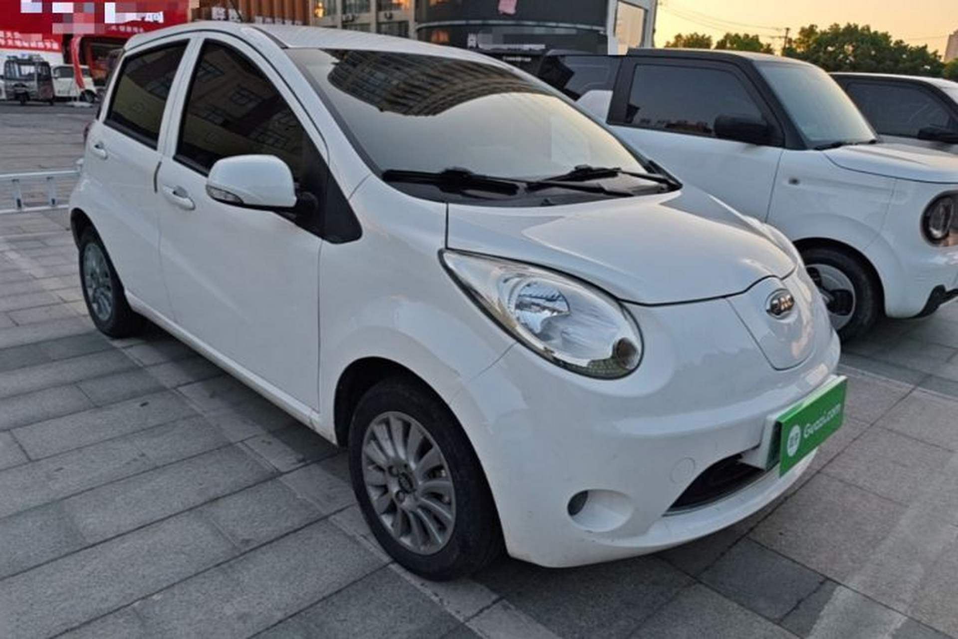 Used JAC Group iEV6E 2018 Upgraded Edition iEV6E Luxury Smart Model Front Right 45 Deg