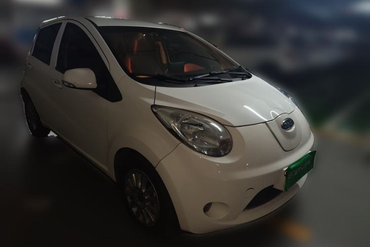 Used JAC Group iEV6E 2018 Upgraded Edition iEV6E Luxury Smart Model Front Right 45 Deg