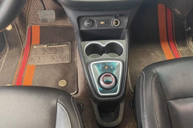 Used JAC Group iEV6E 2018 Sport Edition iEV6E Luxury Smart Enjoyment Version Gear Lever