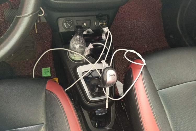 Used JAC Group iEV6E 2018 Upgraded Edition iEV6E Luxury Smart Model Gear Lever